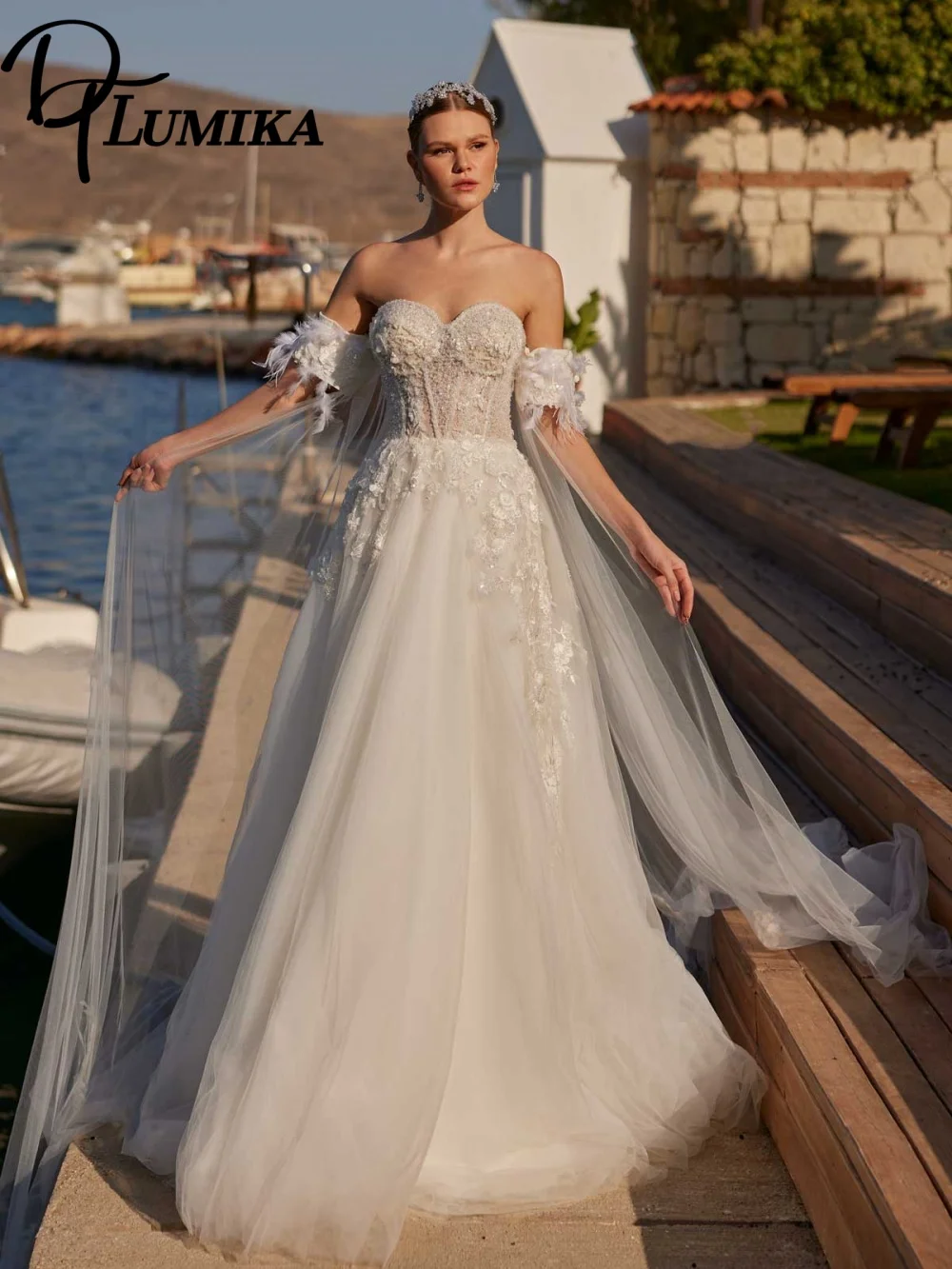 Classic Appliqued Wedding Dress Elegant Lace Tulle Bridal Gown Stylish A-Line Floor-Length Wedding Gown Customized
Classic Appliqued Wedding Dress Elegant Lace Tulle Bridal Gown Stylish A-Line Floor-Length Wedding Gown Customized
