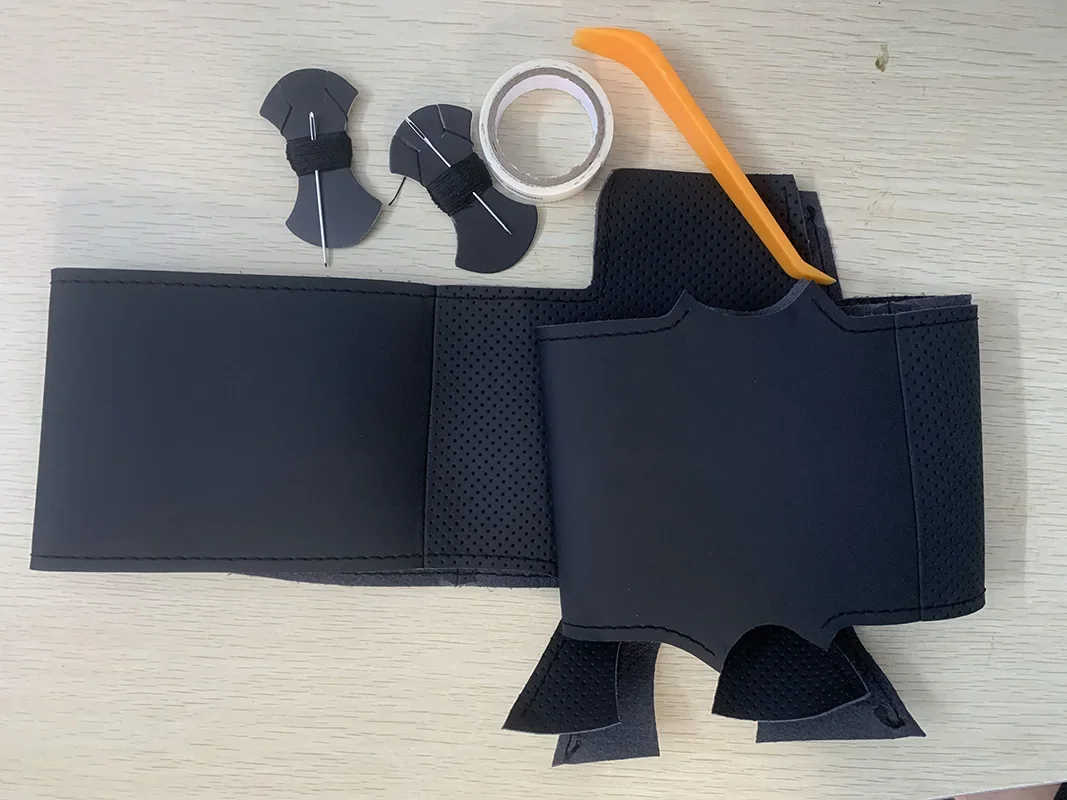 DIY Hand-stitched Steering Wheel Cover for Toyota Avalon Camry 2018-2022 Crown Corolla 2018-2022 RAV4 Car Interior Accessory
DIY Hand-stitched Steering Wheel Cover for Toyota Avalon Camry 2018-2022 Crown Corolla 2018-2022 RAV4 Car Interior Accessory