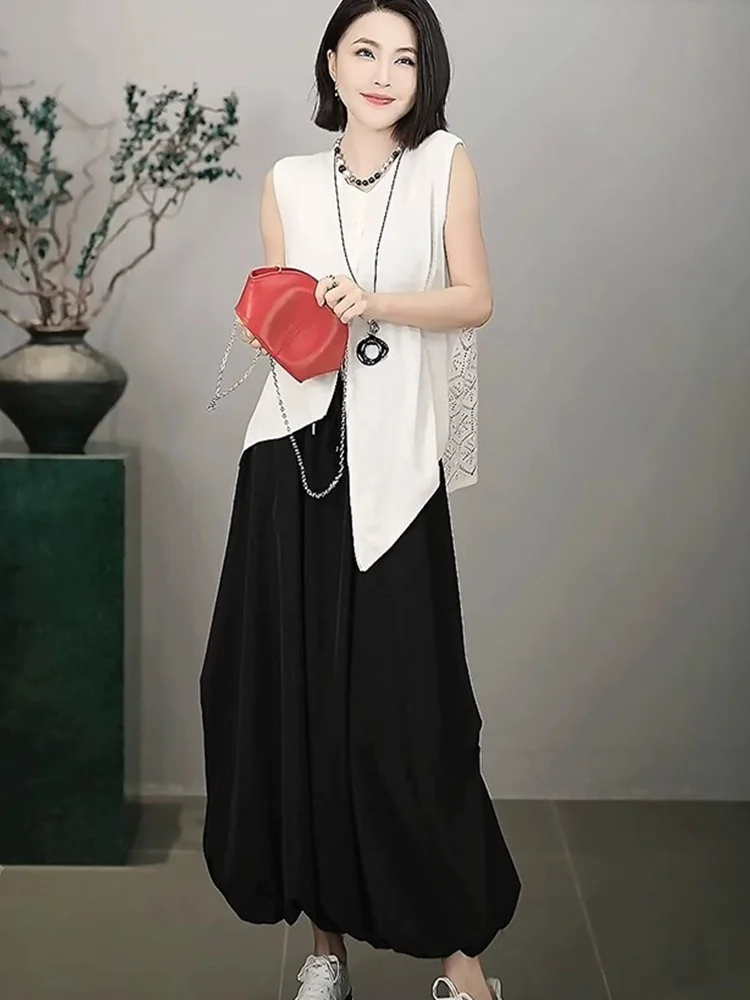 Unique Hollow out Back Design Tank Top Women's Sleeveless Pure Color Versatile Summer Fashion Casual round Neck Vest
Unique Hollow out Back Design Tank Top Women's Sleeveless Pure Color Versatile Summer Fashion Casual round Neck Vest