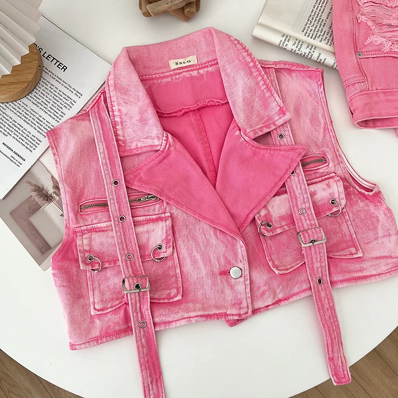 Summer Fashion Suit Collar Double Pocket Denim Vest Women Short Sleeveless Jacket Pink Dark Blue White Black Cowboy Waistcoat
Summer Fashion Suit Collar Double Pocket Denim Vest Women Short Sleeveless Jacket Pink Dark Blue White Black Cowboy Waistcoat