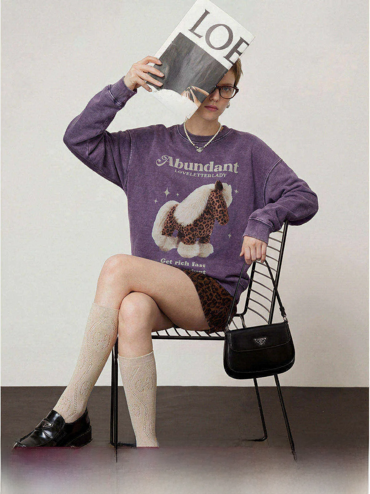 Loose Casual Long Sleeve Hoodie Women's Purple Wax Dyed Year New Style Comfortable Soft Fabric round Neck Sweatshirt
Loose Casual Long Sleeve Hoodie Women's Purple Wax Dyed Year New Style Comfortable Soft Fabric round Neck Sweatshirt