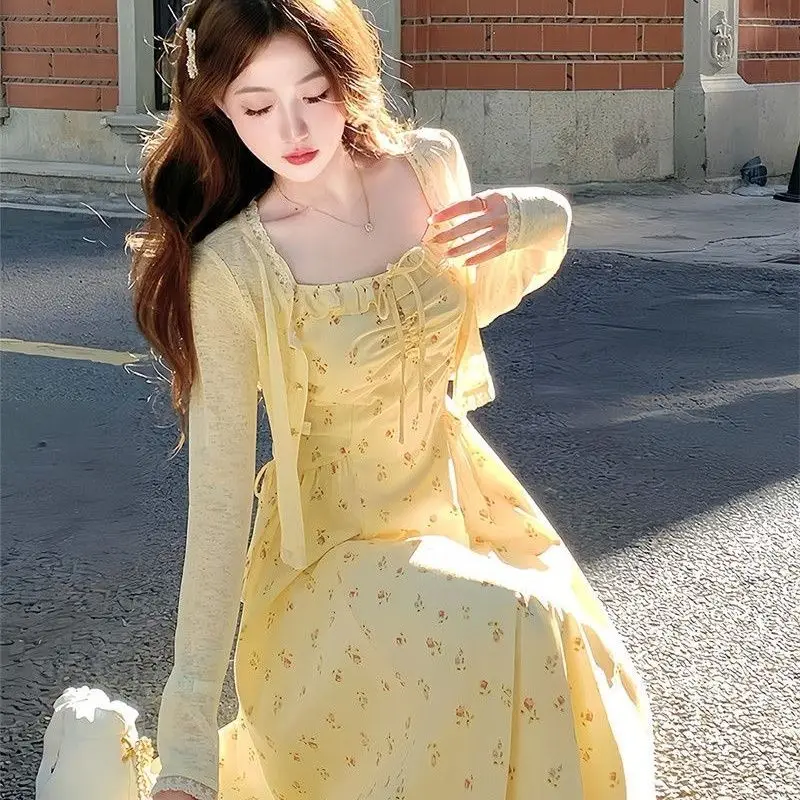 French Gentle Wind Bow Fairy Yellow Floral Suspender Skirt Girl Small Thin Cardigan Set
French Gentle Wind Bow Fairy Yellow Floral Suspender Skirt Girl Small Thin Cardigan Set