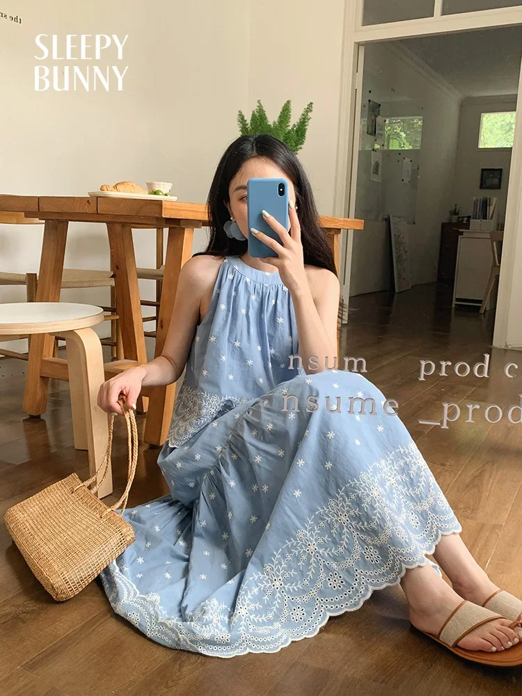 Bohemian Embroidered Halter Tank and Tiered Lace Hem Skirt Set for Women Summer Sleeveless Two Piece Floral Hollow Out Outfit
Bohemian Embroidered Halter Tank and Tiered Lace Hem Skirt Set for Women Summer Sleeveless Two Piece Floral Hollow Out Outfit
