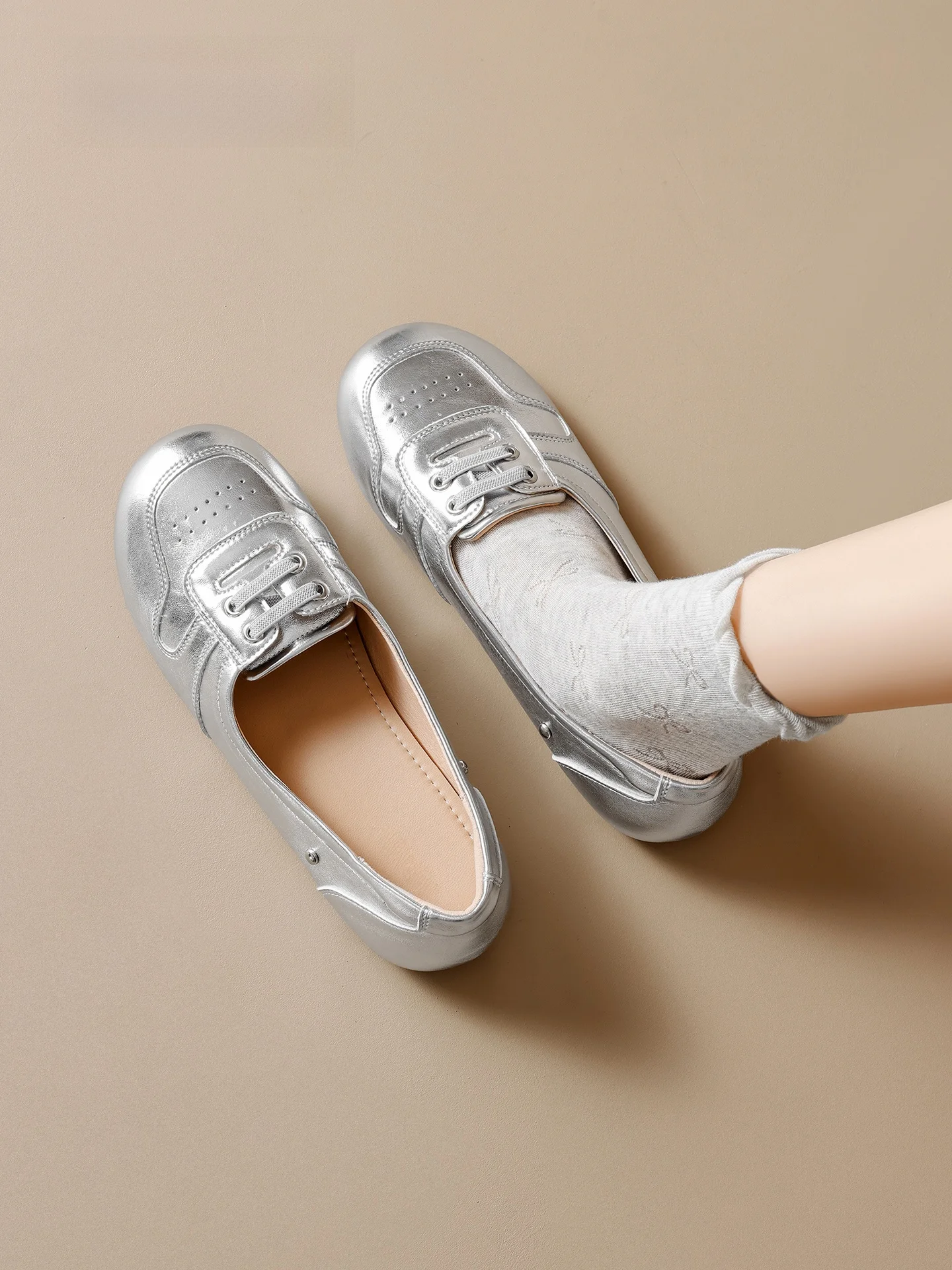 Agsdon Summer 2026 Women's Ballet Flat Slip-On Casual Shoes Low Cut Fashionable Comfortable round Toe PVC Outsole Lightweight
Agsdon Summer 2026 Women's Ballet Flat Slip-On Casual Shoes Low Cut Fashionable Comfortable round Toe PVC Outsole Lightweight