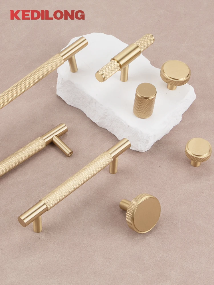 KEDLO solid brass gold long handle kitchen cabinet drawer knob European style light luxury cabinet door Pull handle
KEDLO solid brass gold long handle kitchen cabinet drawer knob European style light luxury cabinet door Pull handle