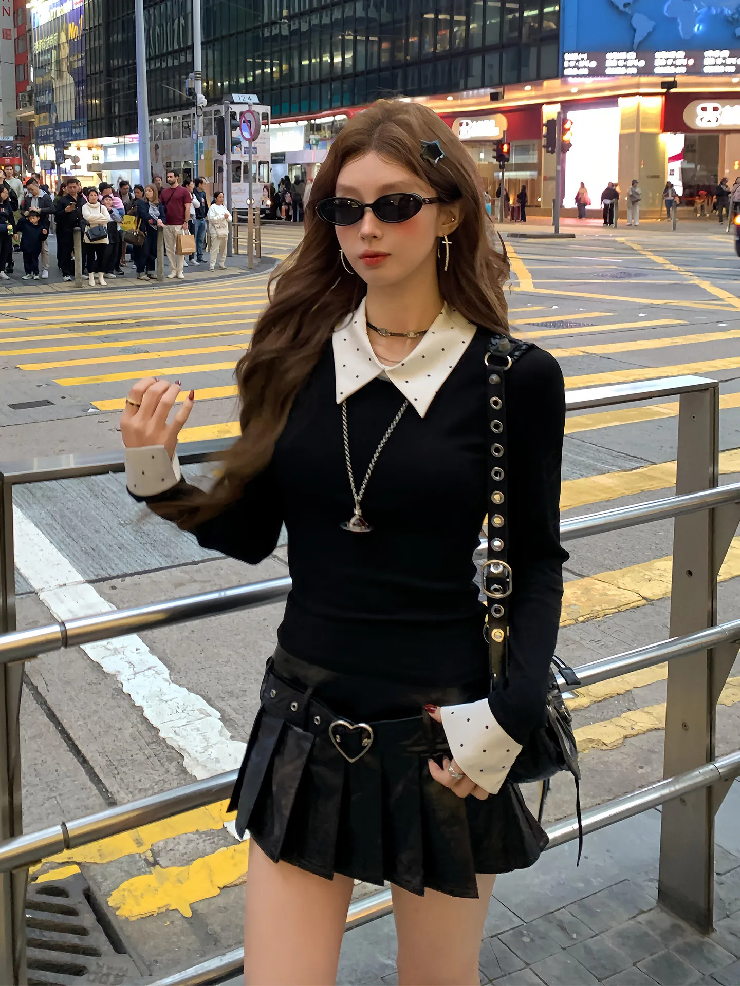 Женская приталенная длинная футболка в стиле корейского колледжа с принтом в горошек для студенток, весенняя коллекция
Женская приталенная длинная футболка в стиле корейского колледжа с принтом в горошек для студенток, весенняя коллекция