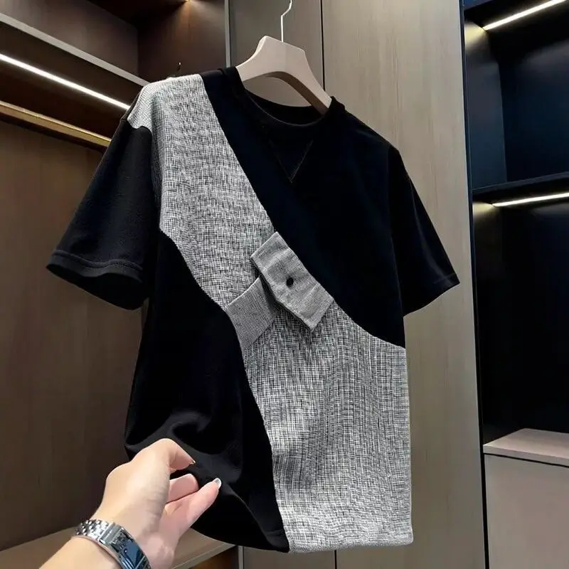 Black Round Neck Short-sleeved Contrasting Top 2026 Summer New Men's Clothing Splicing Loose Short-sleeved T-shirt
Black Round Neck Short-sleeved Contrasting Top 2026 Summer New Men's Clothing Splicing Loose Short-sleeved T-shirt