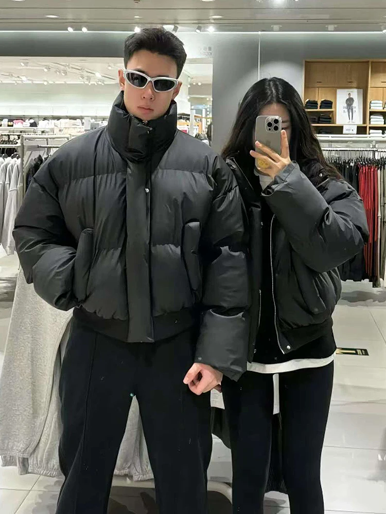 ort Cleanfit Stand Collar Men's down Jaet Winter PU Leather Couple's Cotton Outerwear American Sle Bread Coat
ort Cleanfit Stand Collar Men's down Jaet Winter PU Leather Couple's Cotton Outerwear American Sle Bread Coat