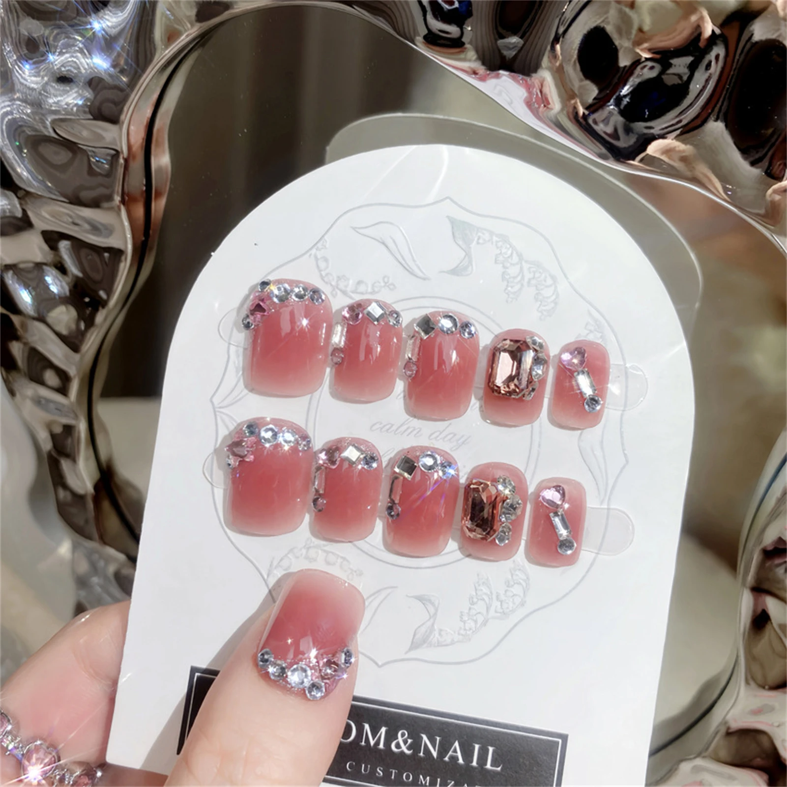 24Pcs Blush Pink Fake Nails Shiny Diamond Decor Short Square Head Press On Nails Ballerina Stick-on False Nails for Women
24Pcs Blush Pink Fake Nails Shiny Diamond Decor Short Square Head Press On Nails Ballerina Stick-on False Nails for Women