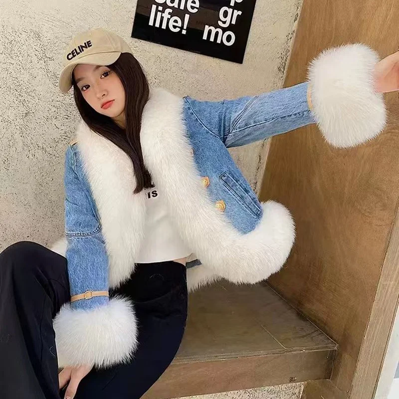 Imitation Fox Fur Jacket for Women, Cowboy Stitching Overcoat, Short to Overcome Female Outwear, Loose Thick Warm Parka, Winter
Imitation Fox Fur Jacket for Women, Cowboy Stitching Overcoat, Short to Overcome Female Outwear, Loose Thick Warm Parka, Winter