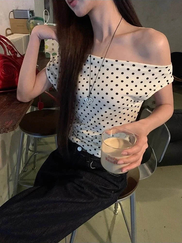 New Sexy Slash Neck Off Shoulder Womans T-Shirts Vintage Hottie Polka Dot Y2k Tops Fashion Korean Popular Clothing 2025 Summer
New Sexy Slash Neck Off Shoulder Womans T-Shirts Vintage Hottie Polka Dot Y2k Tops Fashion Korean Popular Clothing 2025 Summer