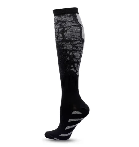 Polyester fiber material men's high tube fluorescent color sweat absorbing sports socks
Polyester fiber material men's high tube fluorescent color sweat absorbing sports socks