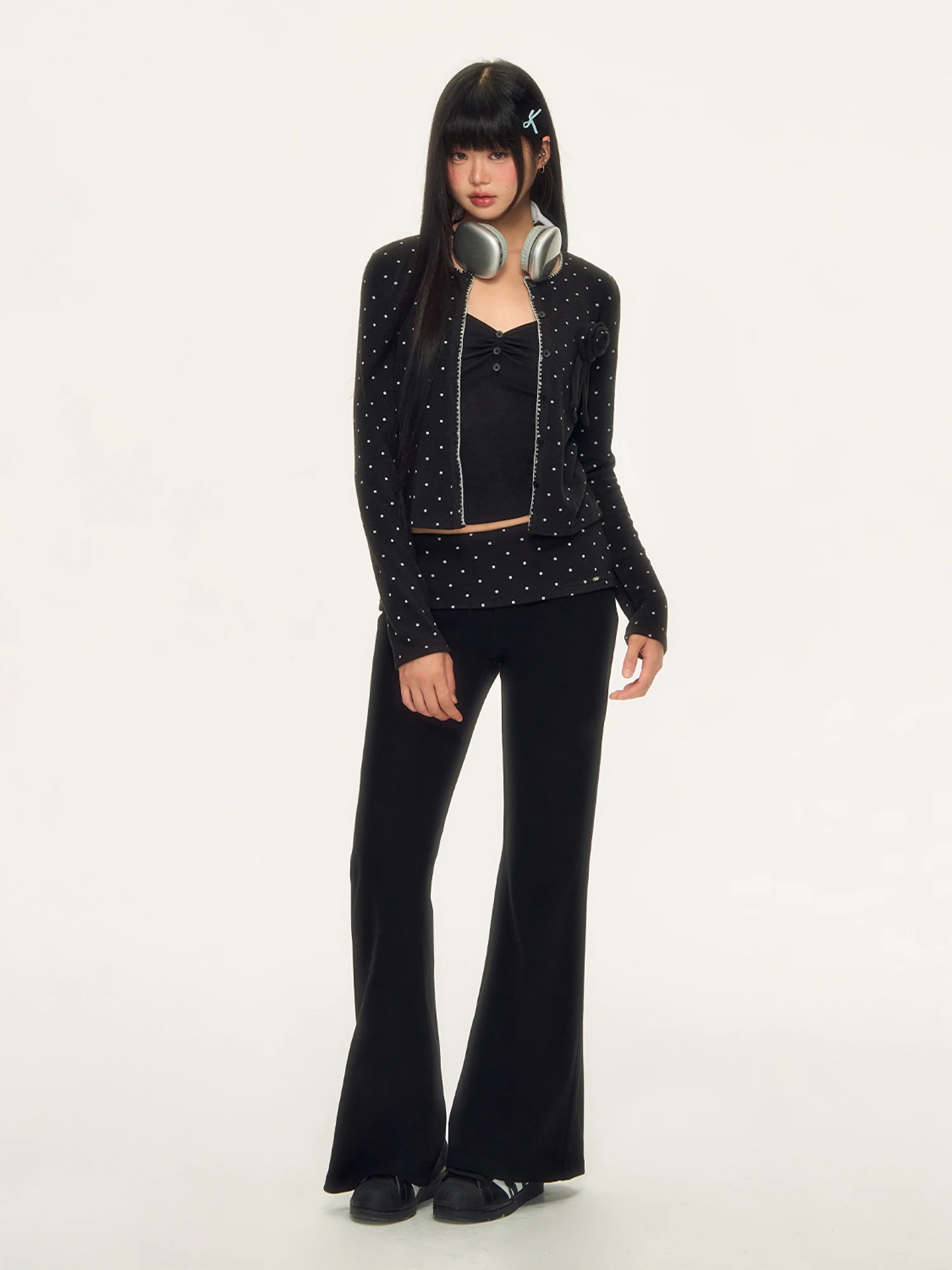 Wedhub Rose Decorated Color Blo Polka Dot Long Sve Women's Open Cardigan Korean Sle Lazy Feel Top for Autumn
Wedhub Rose Decorated Color Blo Polka Dot Long Sve Women's Open Cardigan Korean Sle Lazy Feel Top for Autumn