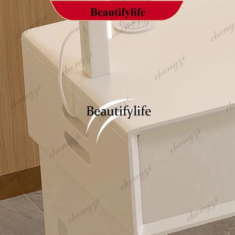 YL French Minimalist Nail Table Elegant Design Trendy Classic Nail Table Beauty Premium Bar A Ongle Mobilier Salon Furniture
YL French Minimalist Nail Table Elegant Design Trendy Classic Nail Table Beauty Premium Bar A Ongle Mobilier Salon Furniture