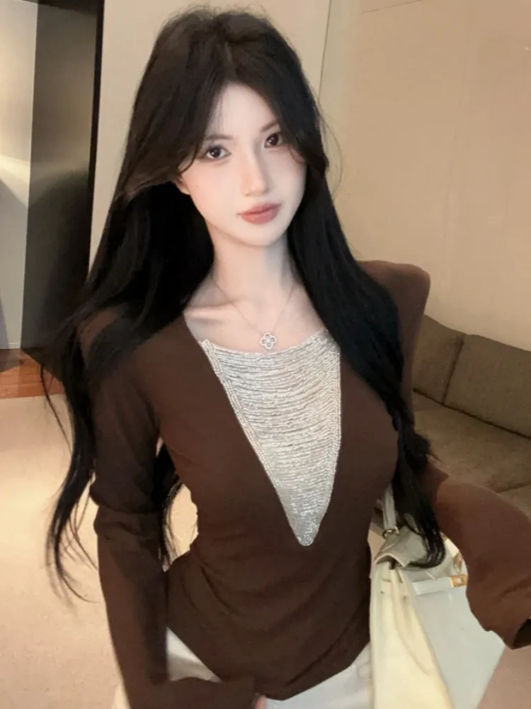 V-Neck Long Sleeve Base Shirt Inner Wear Casual Style Knitted Top Pure Color Autumn Winter New Arrival Elegant Beautiful T-Shirt
V-Neck Long Sleeve Base Shirt Inner Wear Casual Style Knitted Top Pure Color Autumn Winter New Arrival Elegant Beautiful T-Shirt