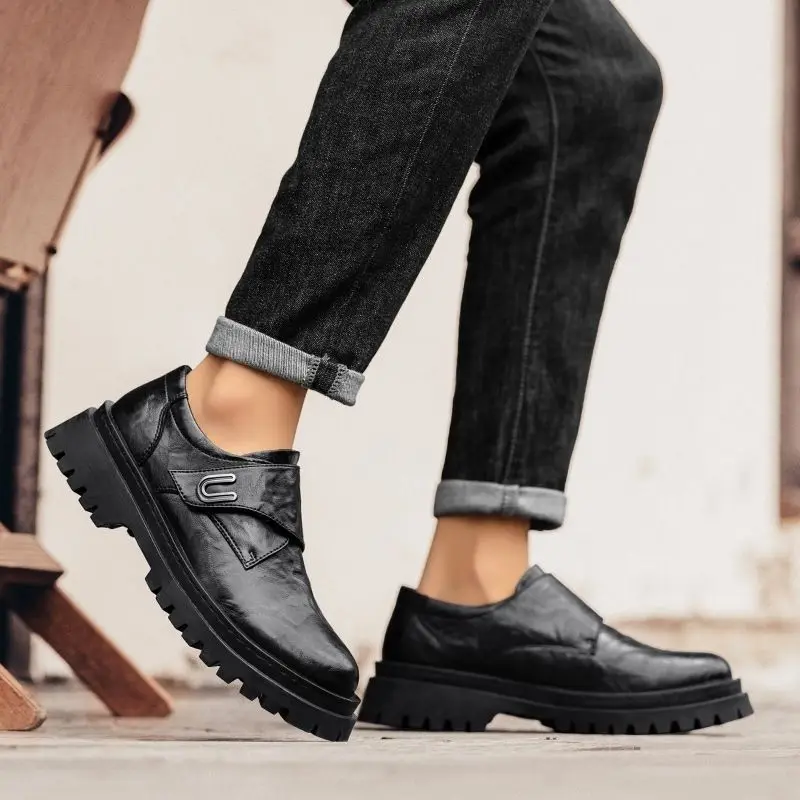 Мужская социальная обувь без шнуровки на толстой платформе в стиле ретро, официальная легкая кожа 39, новая повседневная деловая офисная мужская официальная обувь 
Мужская социальная обувь без шнуровки на толстой платформе в стиле ретро, официальная легкая кожа 39, новая повседневная деловая офисная мужская официальная обувь