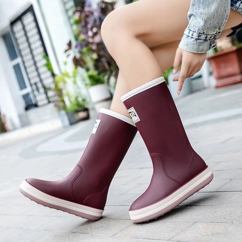New Fashion High-Tube Couple Rain Boots Winter Cotton-Insulated Ladies Waterproof Rain Shoes Men's Outdoor Water Shoes
New Fashion High-Tube Couple Rain Boots Winter Cotton-Insulated Ladies Waterproof Rain Shoes Men's Outdoor Water Shoes