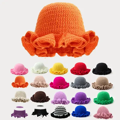 Cappello lavorato a maglia lavorato a mano in tinta unita in stile bohémien con cappello da pescatore a forma di secchiello dal design scavato e arricciato