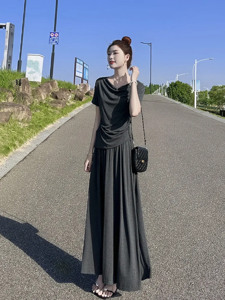 Fashionable Two-Piece Set Women's Summer 2026 Stylish Design Slimming High Waist Skirt Breathable Casual round Neck T-Shirt
Fashionable Two-Piece Set Women's Summer 2026 Stylish Design Slimming High Waist Skirt Breathable Casual round Neck T-Shirt