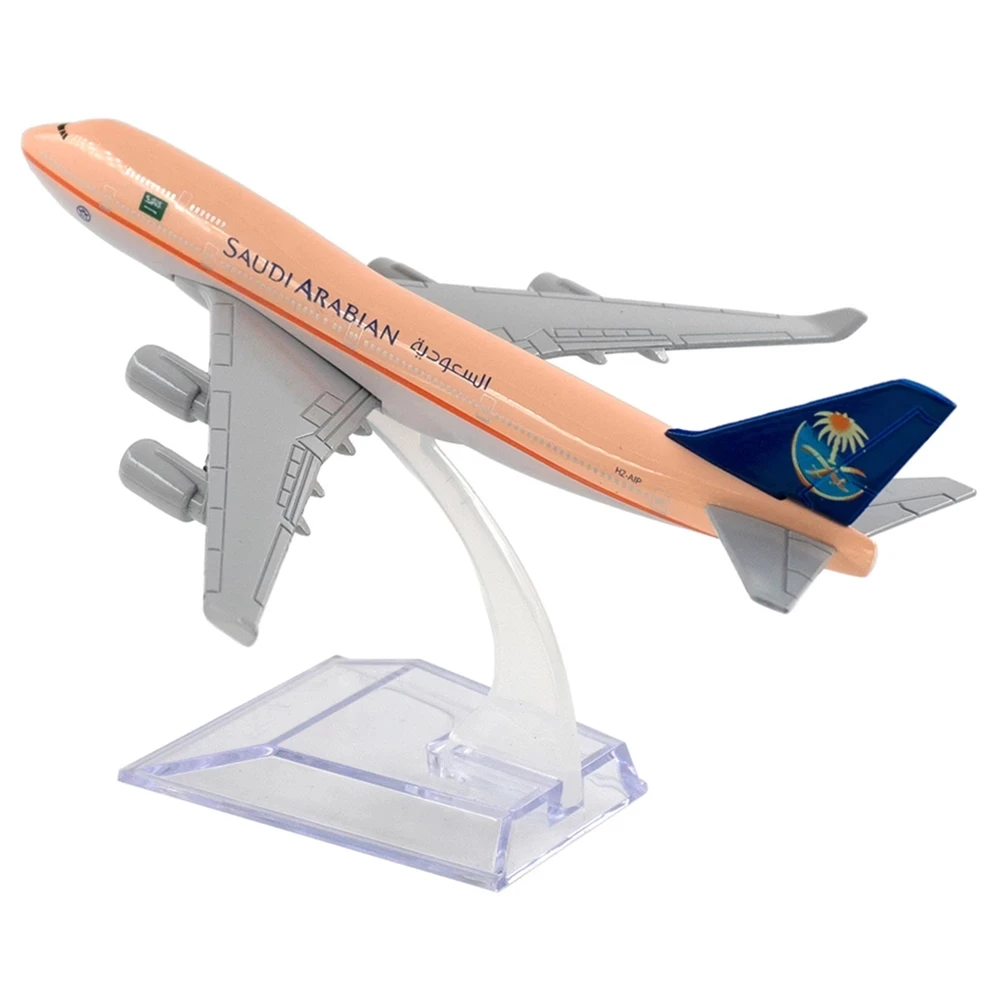 B747 Alloy Plane 16cm 1/400 Scale Saudi Airlines Boeing 747 Airplane Model Toys Decoration Children's Collection Gifts
B747 Alloy Plane 16cm 1/400 Scale Saudi Airlines Boeing 747 Airplane Model Toys Decoration Children's Collection Gifts