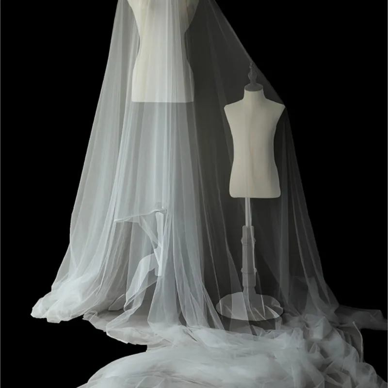 Long gauze wedding background for studio photography soft white dress net fabric
Long gauze wedding background for studio photography soft white dress net fabric