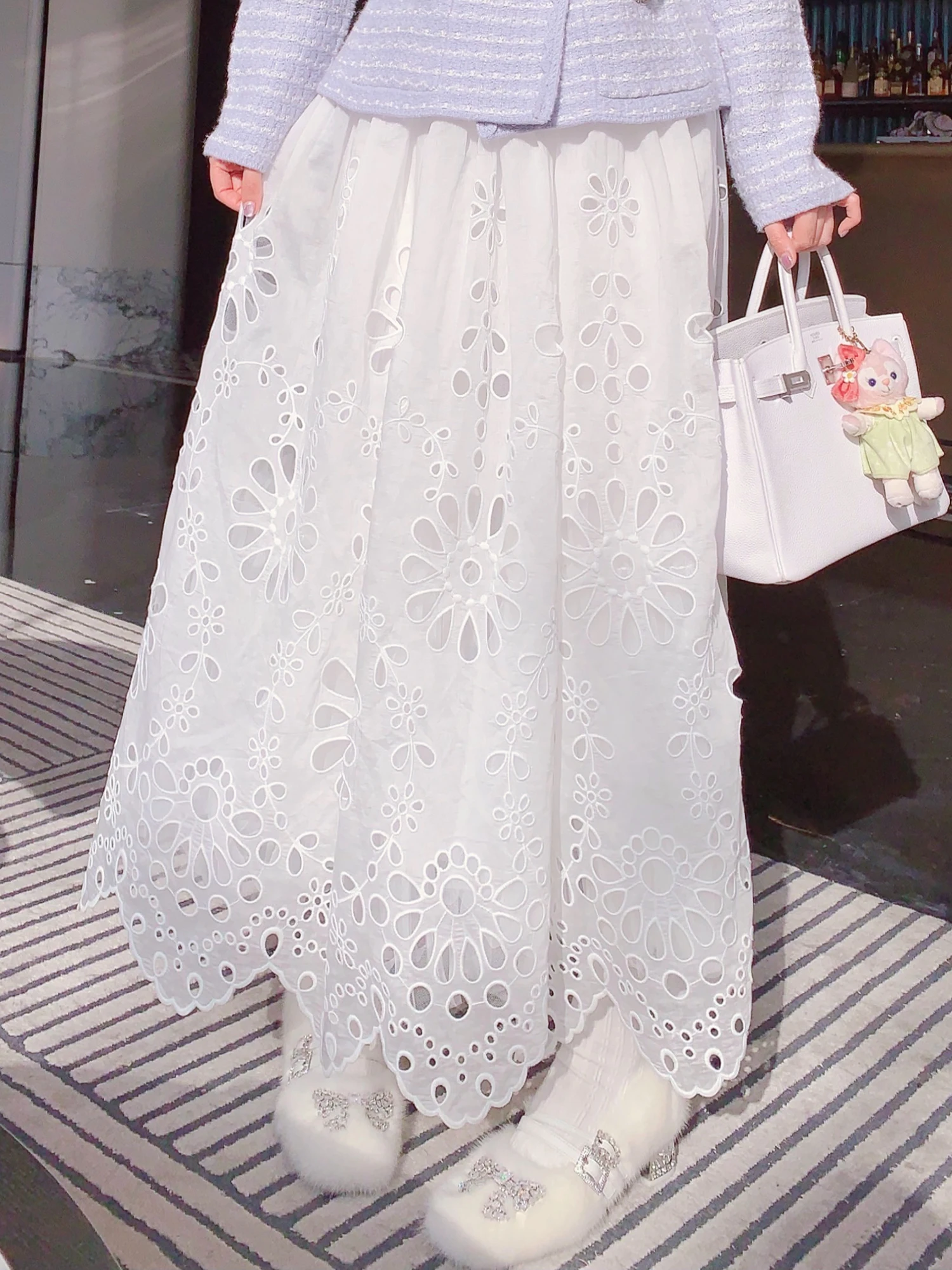 Юбка MissLuxury DrChaser средней длины с кружевными вставками и вырезами, в стиле феи, женская, весна-осень, модная, с высокой талией
Юбка MissLuxury DrChaser средней длины с кружевными вставками и вырезами, в стиле феи, женская, весна-осень, модная, с высокой талией