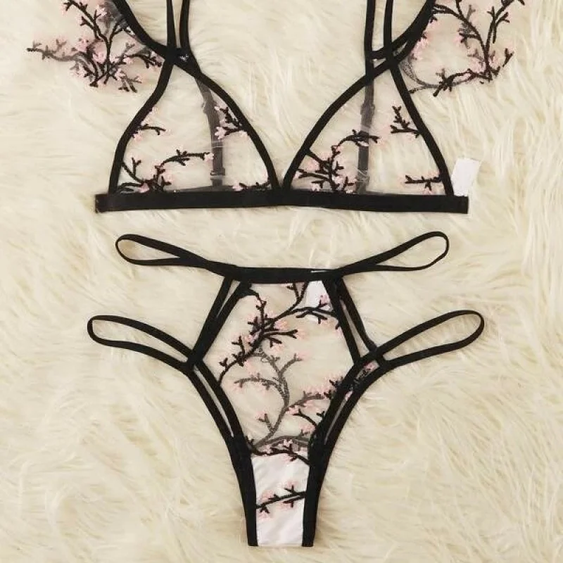 Women Light Printed Close Fitting Three Piece Set Breathable Slim Home Clothes
Women Light Printed Close Fitting Three Piece Set Breathable Slim Home Clothes