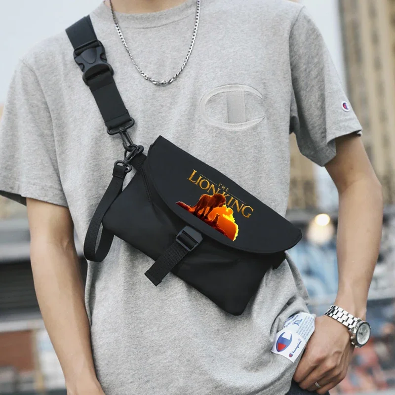 Mufasa Lion King Shoulderbag Disney Anime Pattern Crossbody Bag Boy Girl Cartoon Large Capacity Storage Bags Daily Handbag Gift
Mufasa Lion King Shoulderbag Disney Anime Pattern Crossbody Bag Boy Girl Cartoon Large Capacity Storage Bags Daily Handbag Gift
