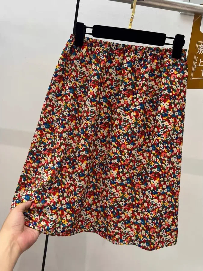 Authentic Small Floral A-Line Skirt Thin Five-Quarter Length Summer Fashionable Women's Polyester Printed Skirts
Authentic Small Floral A-Line Skirt Thin Five-Quarter Length Summer Fashionable Women's Polyester Printed Skirts