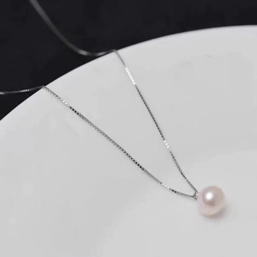 Gold Charming Luxury Pearl Pendant Temperament For Women Fashion Necklace Clavicle Choker Korean Style Necklace Pearl Necklace
Gold Charming Luxury Pearl Pendant Temperament For Women Fashion Necklace Clavicle Choker Korean Style Necklace Pearl Necklace