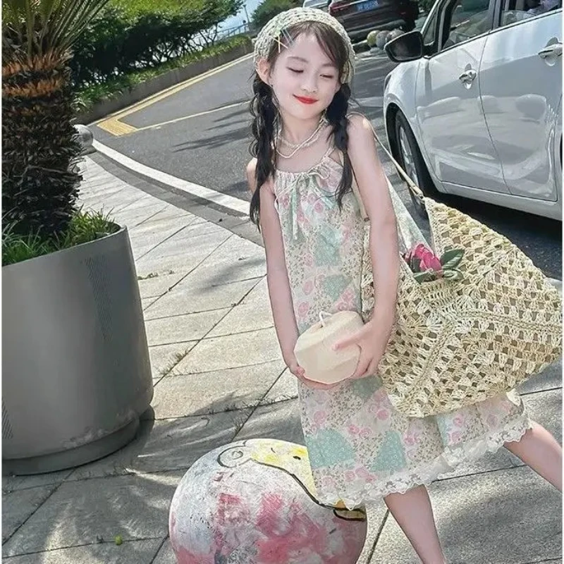 2025 Summer Girls' New Vacation Style Floral Strap Skirt and Hollow Hoodie Fake Two Pieces
2025 Summer Girls' New Vacation Style Floral Strap Skirt and Hollow Hoodie Fake Two Pieces