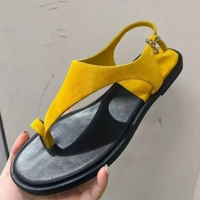 2025 Summer New Flat Bottom Buckle Strap Women's Sandals Casual Versatile Comfort Pinch Toe Concise Beach Sandals Women
2025 Summer New Flat Bottom Buckle Strap Women's Sandals Casual Versatile Comfort Pinch Toe Concise Beach Sandals Women