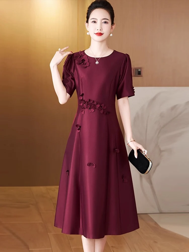 Elegant Young Style Wedding Dress Qipao for Mother of the Bride Spring Autumn Wearable Fashionable Fashionable
Elegant Young Style Wedding Dress Qipao for Mother of the Bride Spring Autumn Wearable Fashionable Fashionable