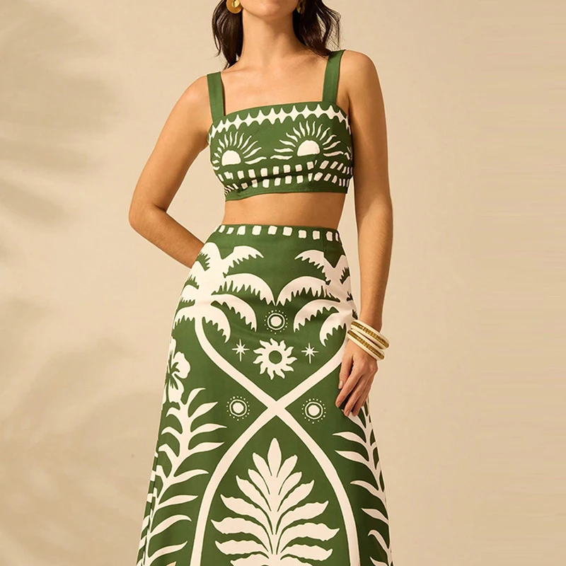 Casual Beach Vacation 2 Piece Set Women Sleeveless Hollow Out Long Skirts Set Summer Pattern Printed Halter Tops&Half Skirts Set
Casual Beach Vacation 2 Piece Set Women Sleeveless Hollow Out Long Skirts Set Summer Pattern Printed Halter Tops&Half Skirts Set