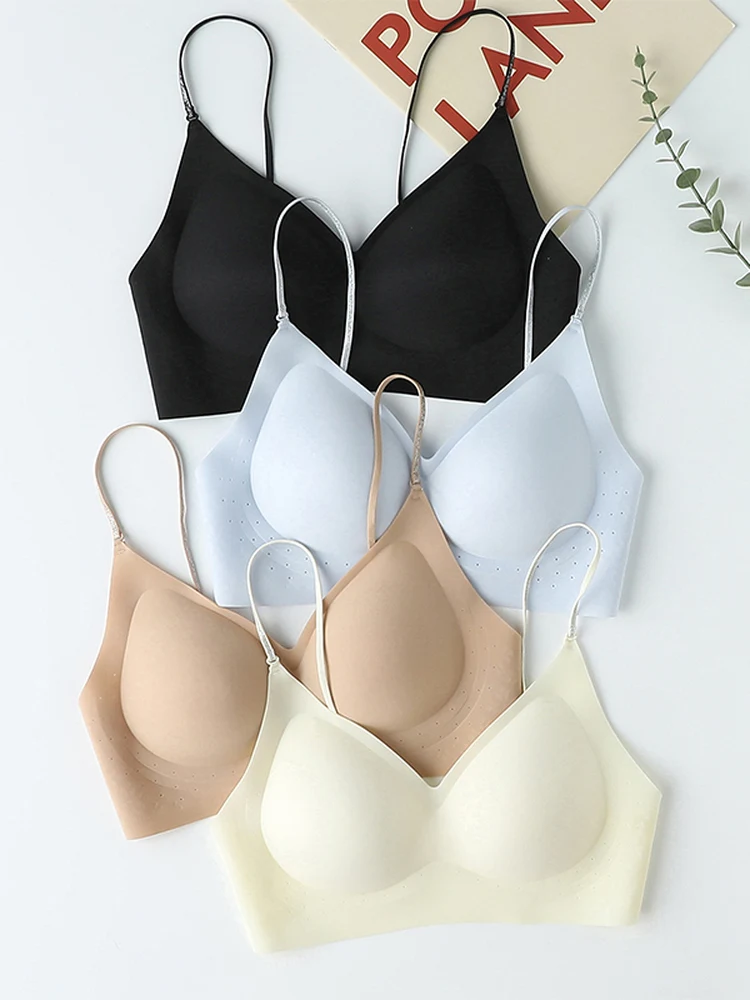 Sexy Invisible Cross Back Bra V-Neck Thin Sparkling Shoulder Straps Beautiful Back Design Polyester Fiber Nylon Inner Material
Sexy Invisible Cross Back Bra V-Neck Thin Sparkling Shoulder Straps Beautiful Back Design Polyester Fiber Nylon Inner Material