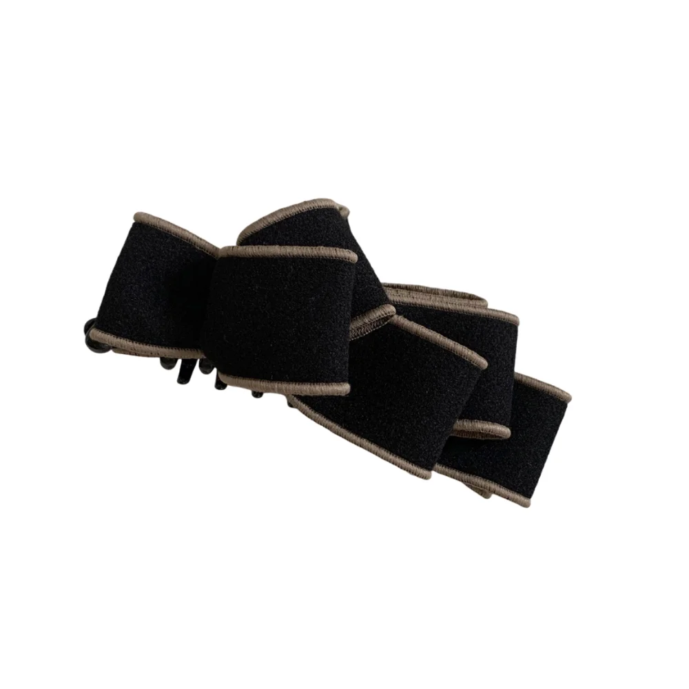 Милая заколка-банан с бантом в корейском стиле, креативная многослойная заколка для волос для женщин, модный держатель для хвоста, подарок для девочек
Милая заколка-банан с бантом в корейском стиле, креативная многослойная заколка для волос для женщин, модный держатель для хвоста, подарок для девочек