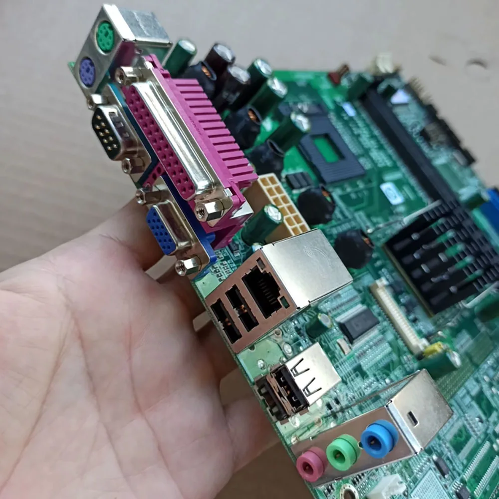19D6035000 для промышленной материнской платы Advantech AIMB-350L AIMB-350 REV.A1
19D6035000 для промышленной материнской платы Advantech AIMB-350L AIMB-350 REV.A1