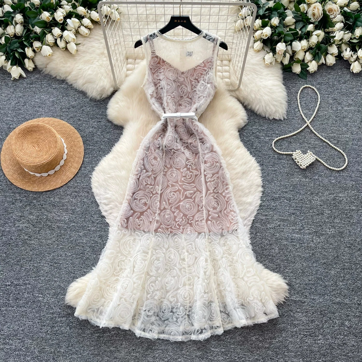 Luxury 3D Rose Lace Maxi Dress Women Sleeveless Sheer Mesh Overlay Belted Waist Elegant Summer Wedding Guest Party Long Gown
Luxury 3D Rose Lace Maxi Dress Women Sleeveless Sheer Mesh Overlay Belted Waist Elegant Summer Wedding Guest Party Long Gown