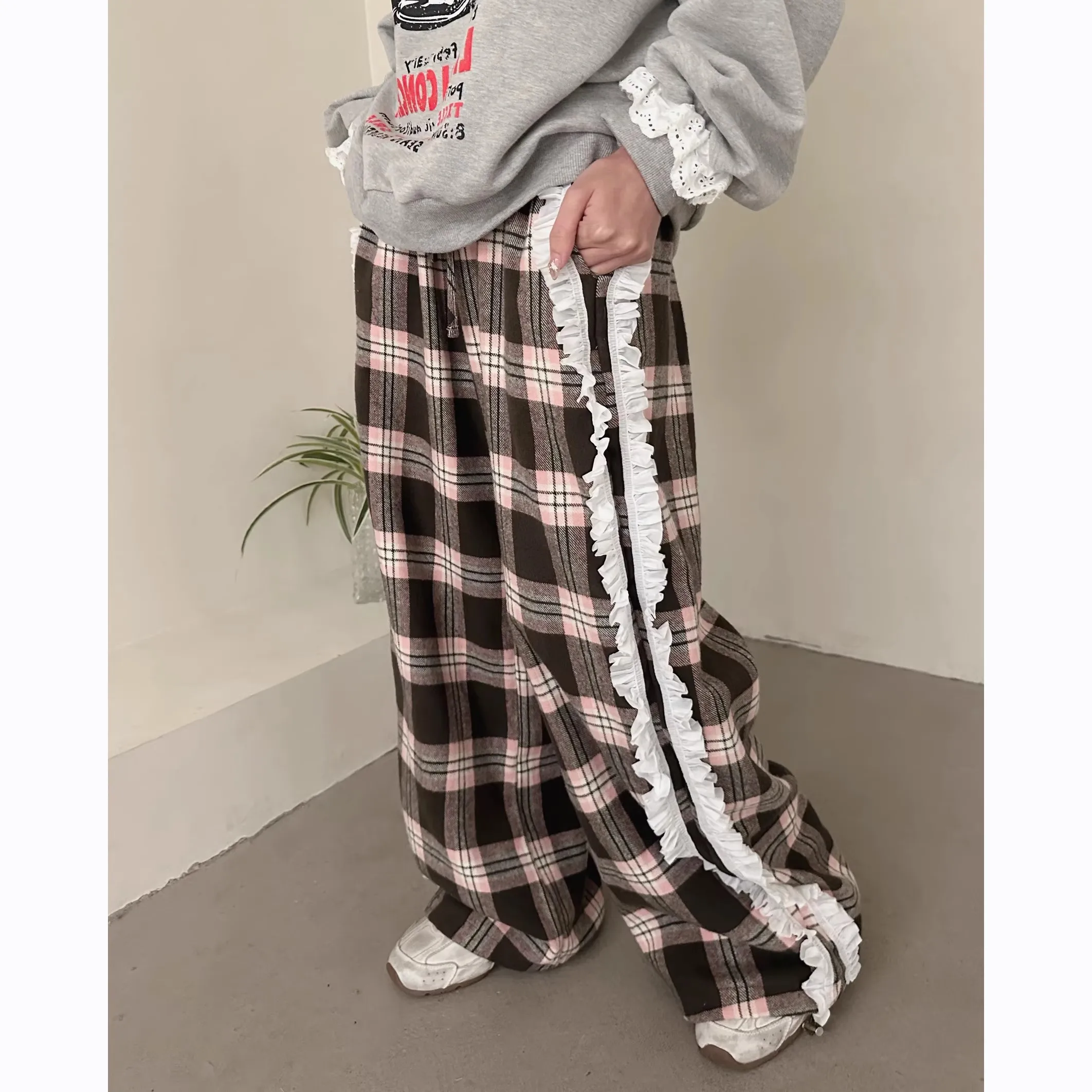 Women's Autumn/Winter Lace Pants Y2K Japanese Cute Harajuku High Street Sports Street Dance Loose Wide Leg Pants Winter Clothing
Women's Autumn/Winter Lace Pants Y2K Japanese Cute Harajuku High Street Sports Street Dance Loose Wide Leg Pants Winter Clothing