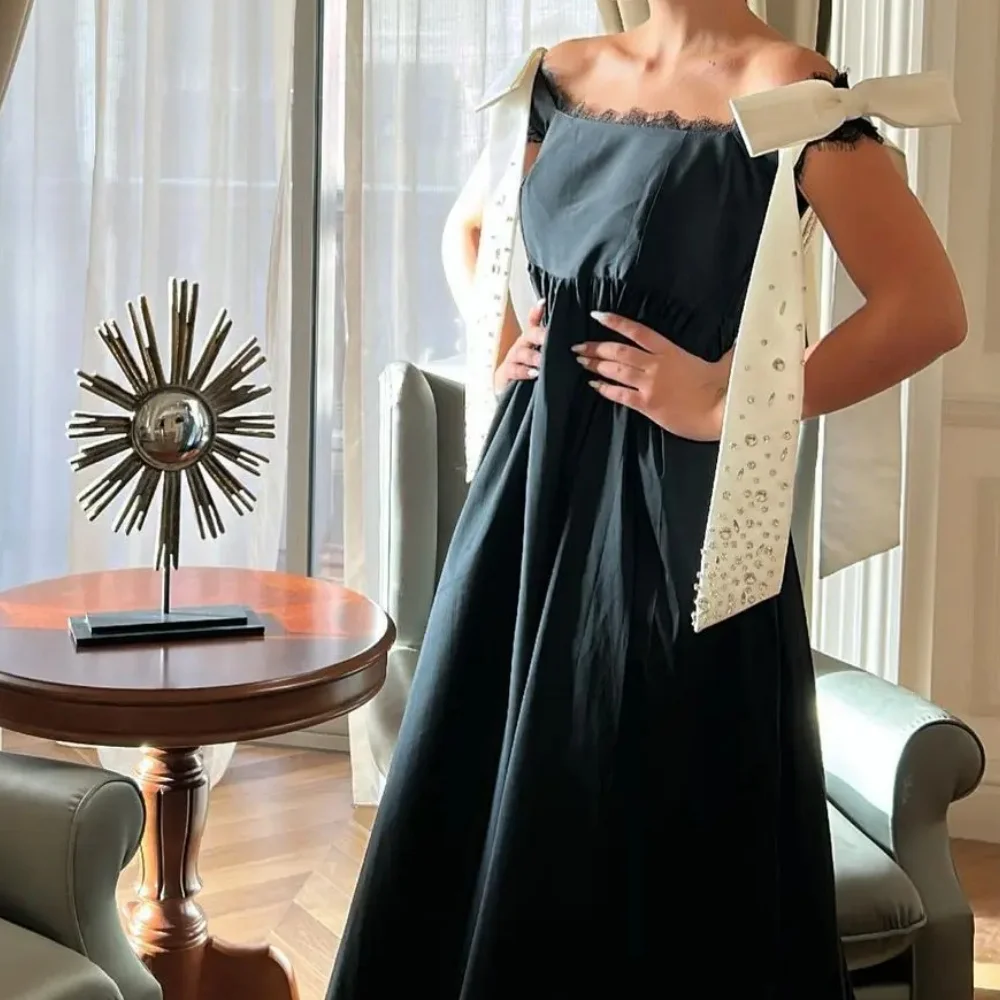 Muloong Off-the-shoulder Neckline Ankle-Length Women Elegant And Pretty Luxury Prom Dress
Muloong Off-the-shoulder Neckline Ankle-Length Women Elegant And Pretty Luxury Prom Dress