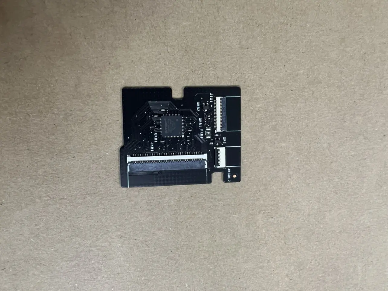 Brand New For Dell XPS 14 9440 XPS 9440 Keyboard Sensor Panel 0VDDCC LS-M891P
Brand New For Dell XPS 14 9440 XPS 9440 Keyboard Sensor Panel 0VDDCC LS-M891P