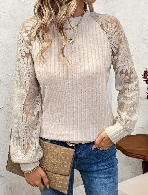 2025 Solid Color Round Neck Hook Flower Lace Patchwork Long Sleeved Top for Women's Casual and Simple Pit Stripe Texture Top
2025 Solid Color Round Neck Hook Flower Lace Patchwork Long Sleeved Top for Women's Casual and Simple Pit Stripe Texture Top