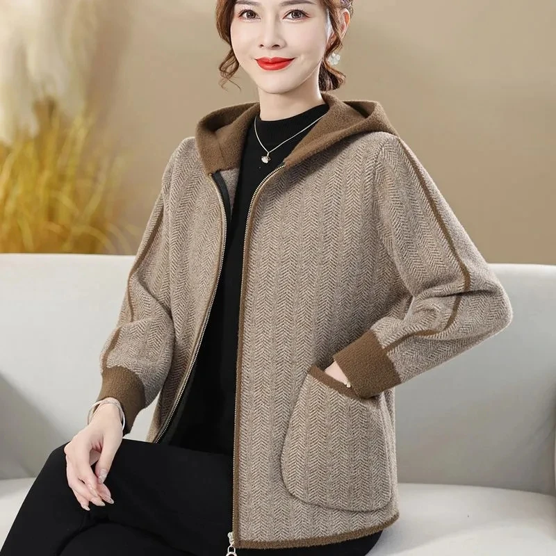 Autumn Winter Jackets 2025 New Knitwear Women's Knit Cardigan Long Sleeve Casual Casual Imitation Woolen Coat Female Outwear Top
Autumn Winter Jackets 2025 New Knitwear Women's Knit Cardigan Long Sleeve Casual Casual Imitation Woolen Coat Female Outwear Top