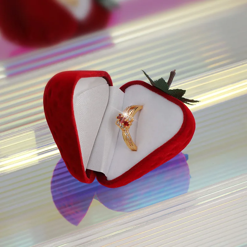 10 PCS Wholesale Strawberry Ring Stud Earrings Box Flocking Velvet Earrings Display Box Hot Sale Jewelry Package Boxes
10 PCS Wholesale Strawberry Ring Stud Earrings Box Flocking Velvet Earrings Display Box Hot Sale Jewelry Package Boxes