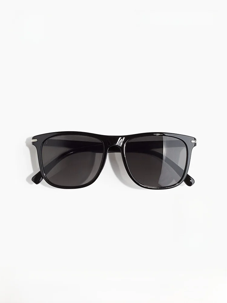 H&M Summer New Men's Sunglasses 1255791 Fashionable Accessories Hat Scarf Belt Other Accessories Spring 2026 Tag Price 89 Yuan
H&M Summer New Men's Sunglasses 1255791 Fashionable Accessories Hat Scarf Belt Other Accessories Spring 2026 Tag Price 89 Yuan