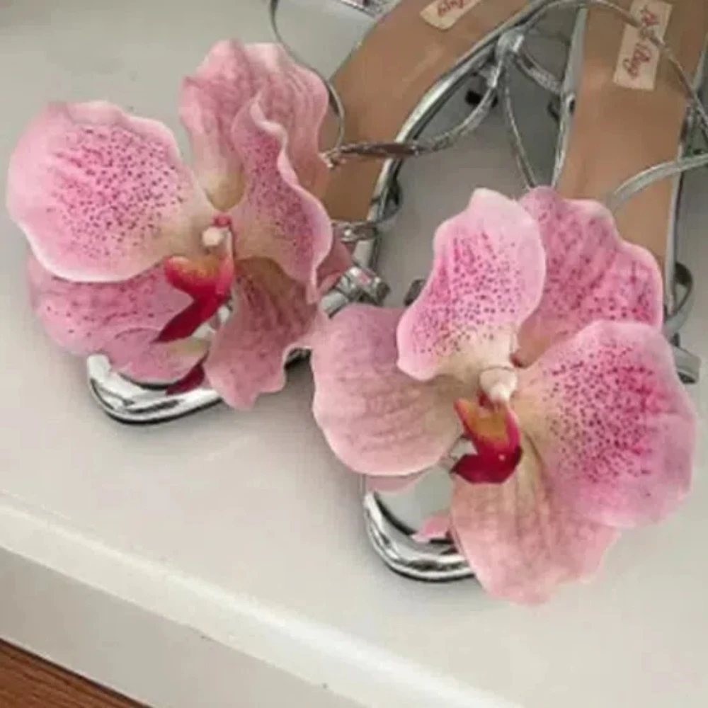 Sandals Decorations Flower Shoe Accessories Vacation Style DIY Shoe Buckle Butterfly Orchid Shoes Charms Shoe Accessories
Sandals Decorations Flower Shoe Accessories Vacation Style DIY Shoe Buckle Butterfly Orchid Shoes Charms Shoe Accessories