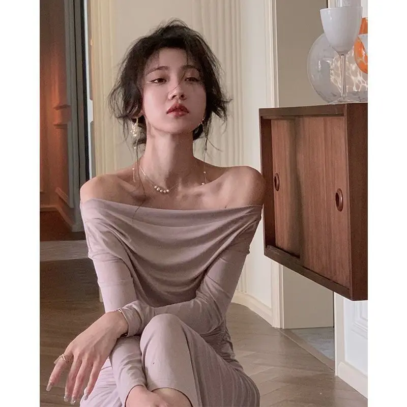 Womens Dresses 2024 New Long Dresses Fashion Simple Slash Neck Long Sleeve Slim Evening Party Dresses Elegant Dress
Womens Dresses 2024 New Long Dresses Fashion Simple Slash Neck Long Sleeve Slim Evening Party Dresses Elegant Dress