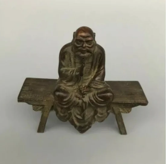 blessing Old Chinese bronze copper handmade Dharma Buddha statue
blessing Old Chinese bronze copper handmade Dharma Buddha statue
