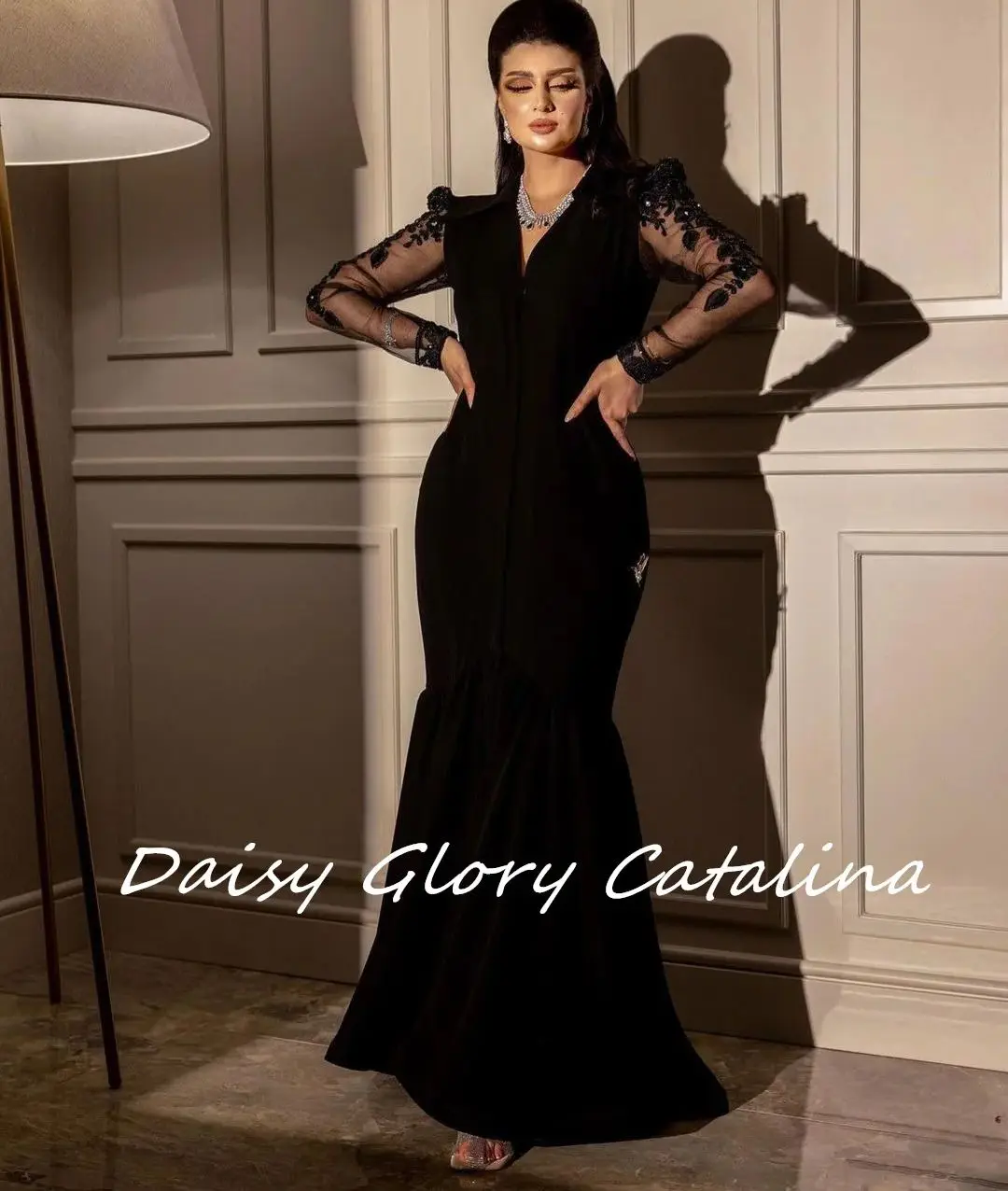 Backless V Neck Luxury Evening Dresses For Prom Black Long Sleeves Mermaid Kuwait Fashion Design Formal Occasion Party Dresses
Backless V Neck Luxury Evening Dresses For Prom Black Long Sleeves Mermaid Kuwait Fashion Design Formal Occasion Party Dresses