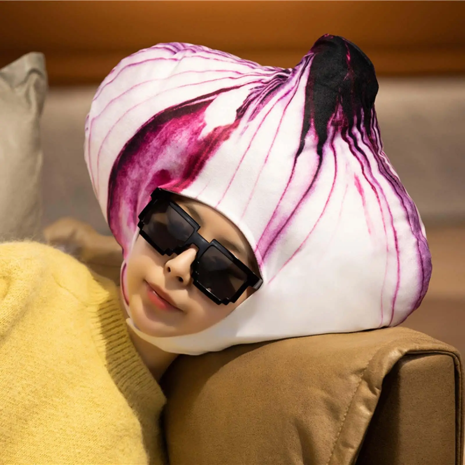 Onion Hat Winter Dress Creative Food Headdress Headgear Costume Headwear for Games Halloween Dress up Adults
Onion Hat Winter Dress Creative Food Headdress Headgear Costume Headwear for Games Halloween Dress up Adults